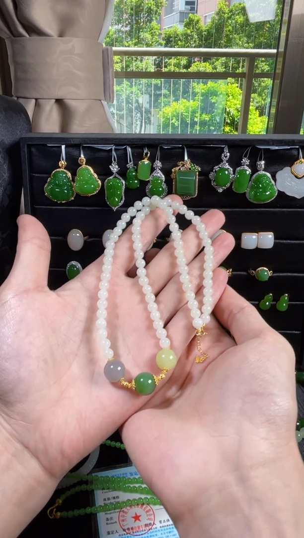 和田玉银S925镶嵌颈饰新疆且末白玉项链