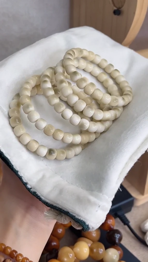 菩提根/象牙果手串绿幽灵·白玉菩提桶珠8*9mm手串