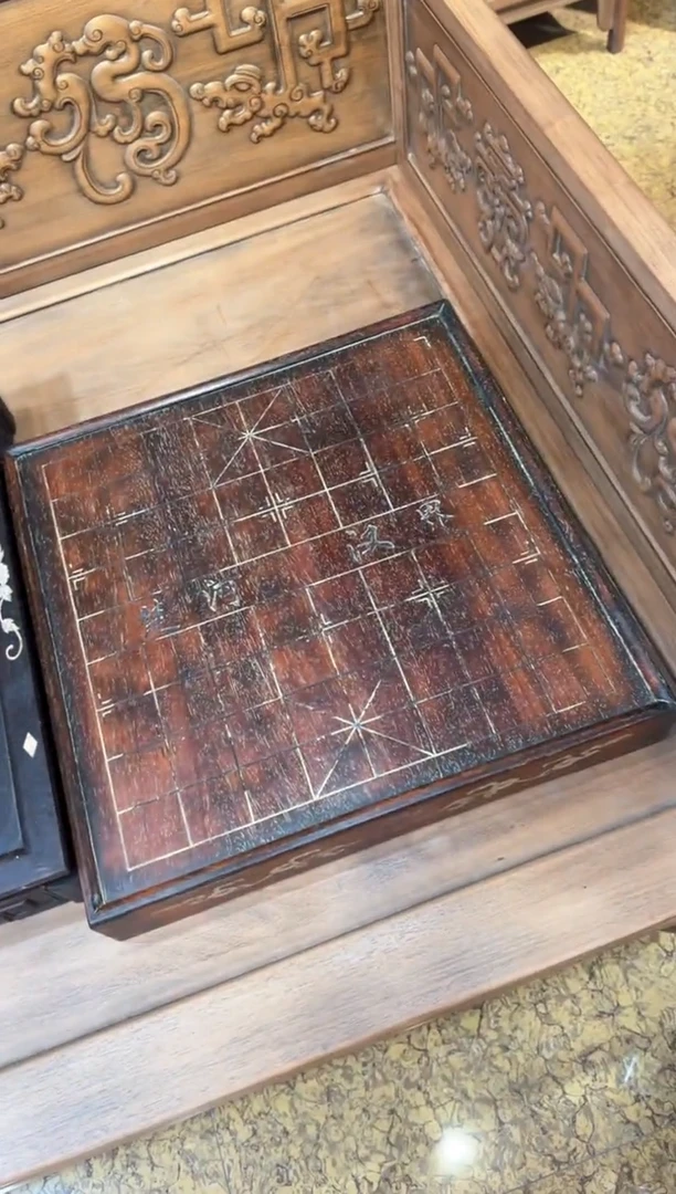 【闪购商品】木象棋盘  工艺品  摆件