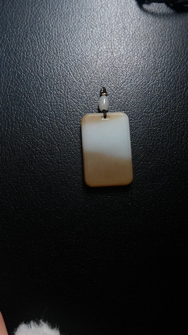 颈饰未镶嵌和田玉无事牌