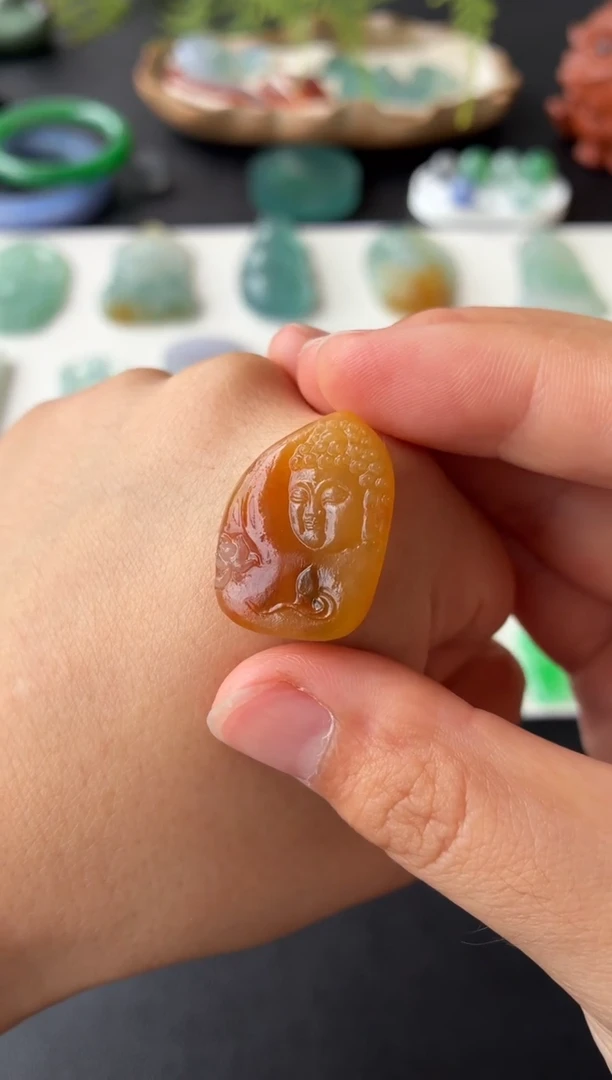 未镶嵌定制翡翠翡翠