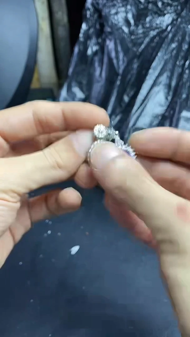 满色吊坠 所见即所得!