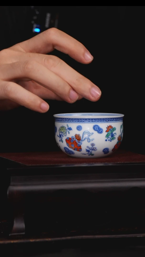 【闪购商品】摆件【瓷见如故】涂杏花斗彩钱袋子杯