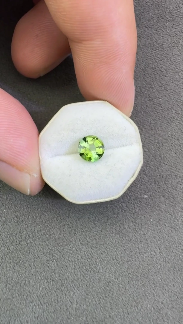 珠宝奇石未镶嵌碧玺1.02ct