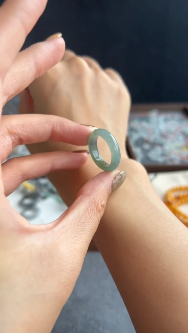 【闪购商品】翡翠吊坠(不含链)未镶嵌303买断15