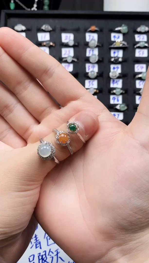 翡翠戒指银S925镶嵌天然翡翠