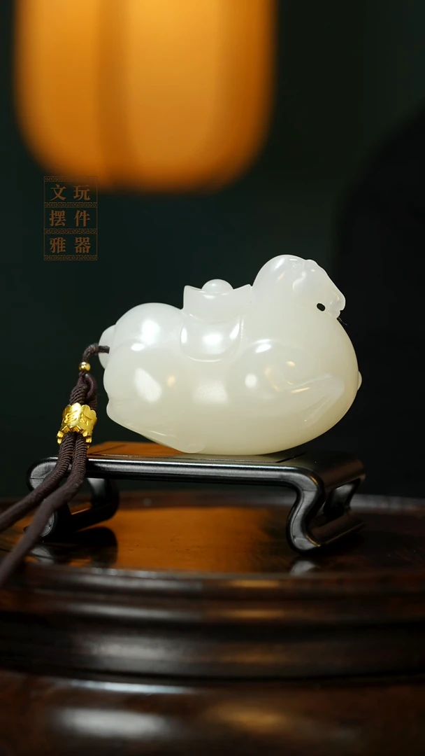 玉《马到成功》手把件摆件
