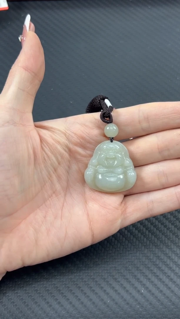 【闪购商品】和田玉吊坠(赠链)未镶嵌且末微色差近矿吊坠