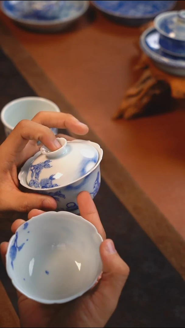 正春堂兔子葵口杯+盖碗B品