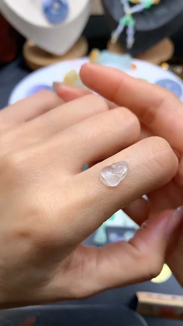 【闪购商品】定制翡翠未镶嵌翡翠