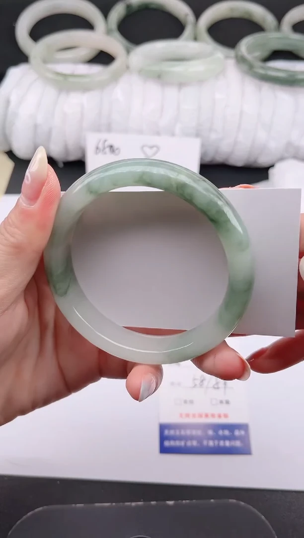 石英质玉手镯未镶嵌219-58/59