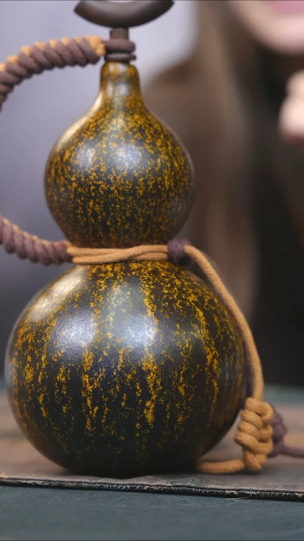 【闪购商品】WS246大漆酒葫芦不包手串及旋转底座