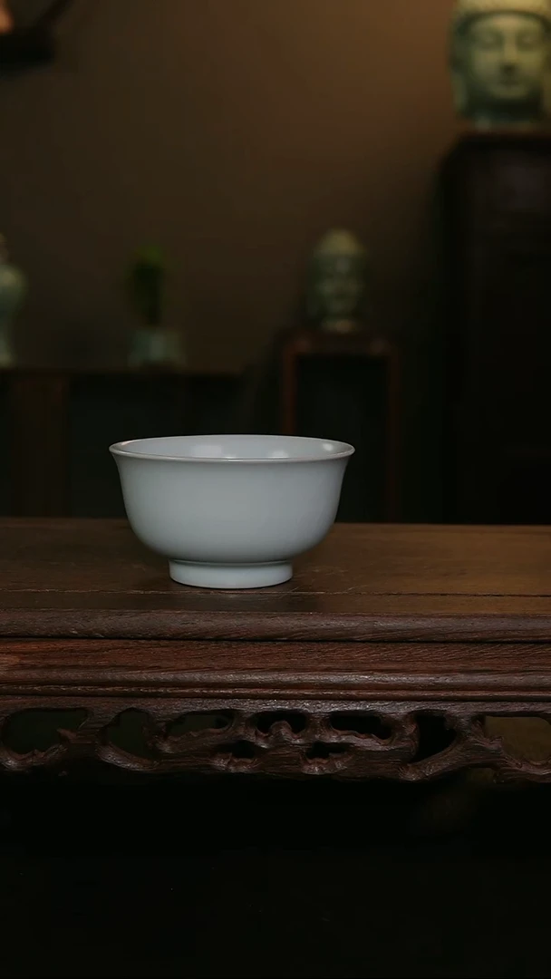 摆件仿古手工月白赤口杯