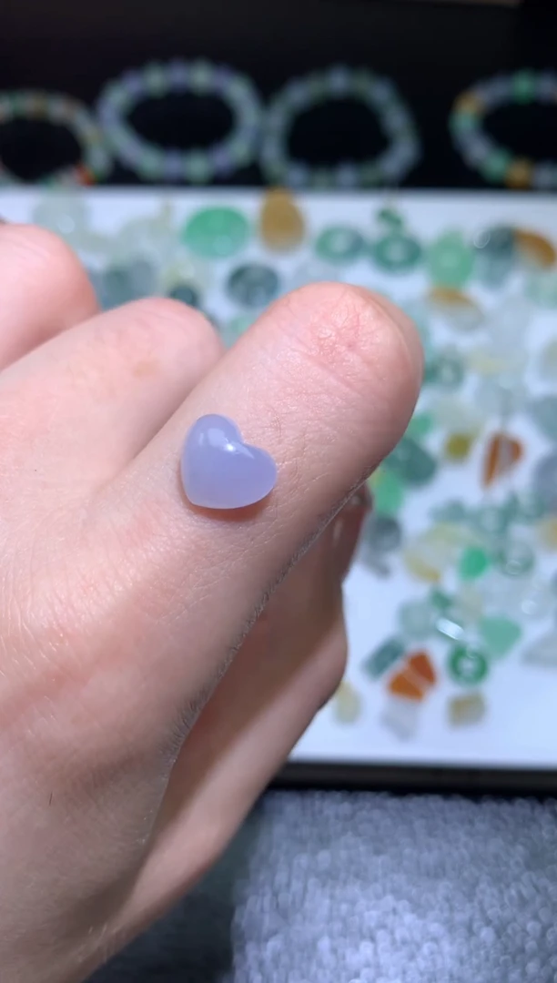 定制翡翠未镶嵌靖**林爱心