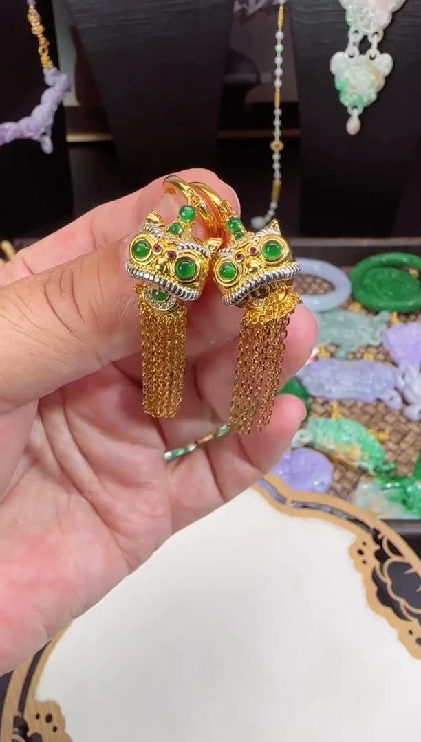 【闪购商品】翡翠颈饰未镶嵌拍照