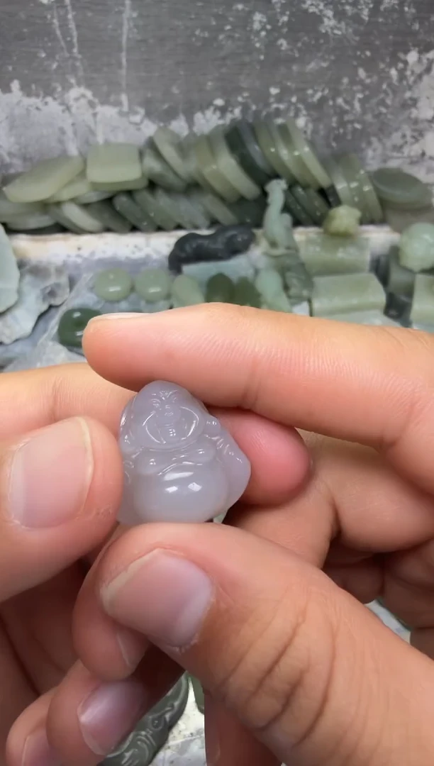 颈饰未镶嵌和田玉穿****猪冰佛