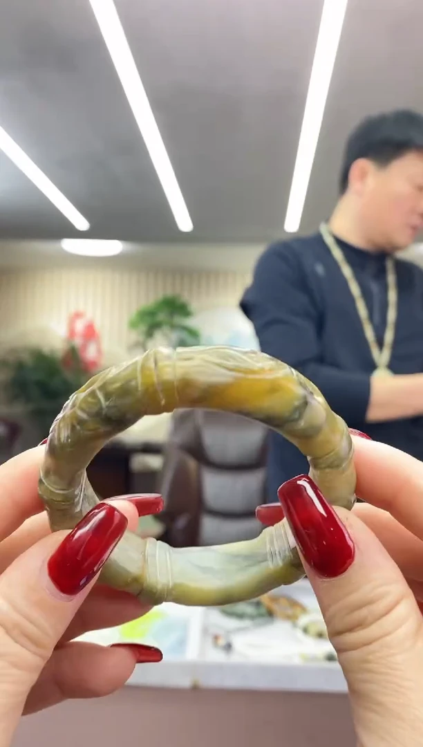 【闪购商品】岫玉手镯不挑圈口未镶嵌手镯