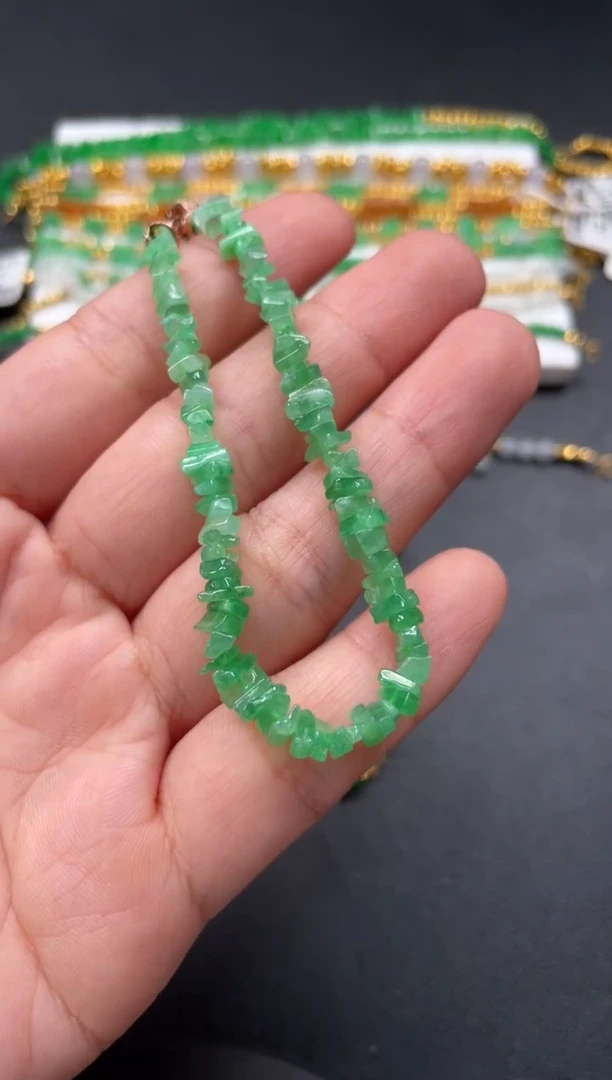 套链未镶嵌翡翠一条   P462