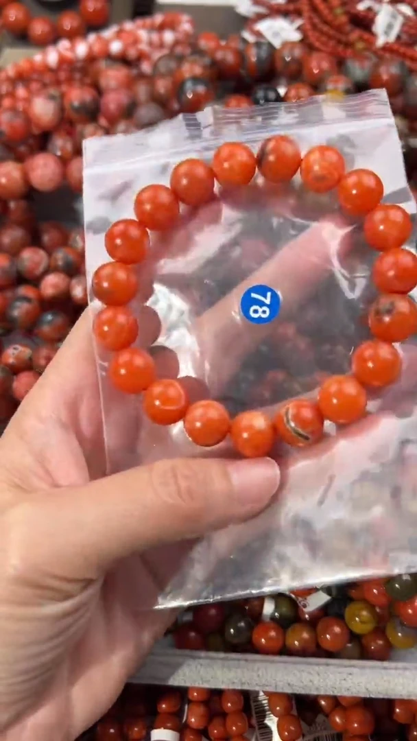 南红玛瑙手串未镶嵌11+