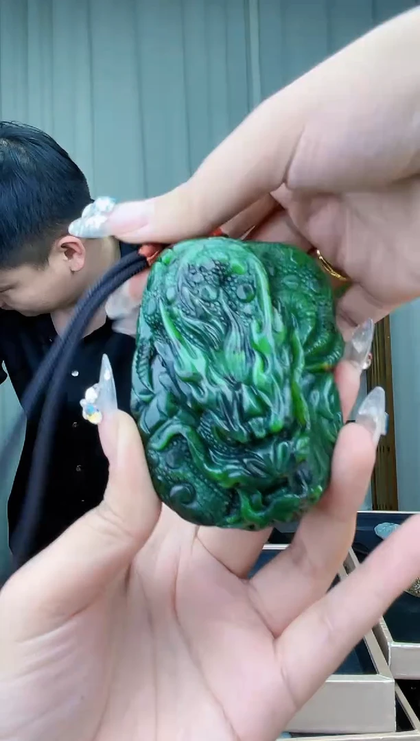 【闪购商品】和田玉挂件未镶嵌拍一发一，多样性发货！