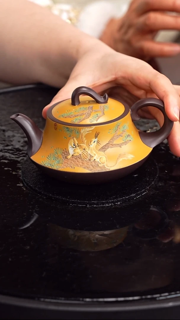 紫砂无张彩萍  一帆风顺69  黑墩头 250毫升