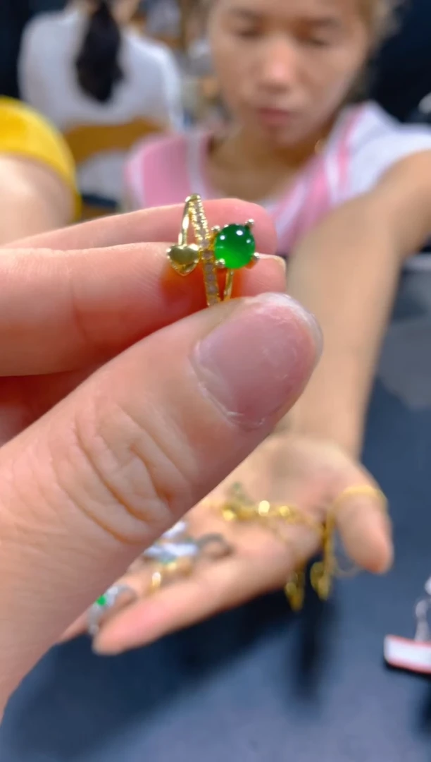 翡翠戒指未镶嵌0583001517多样性发一