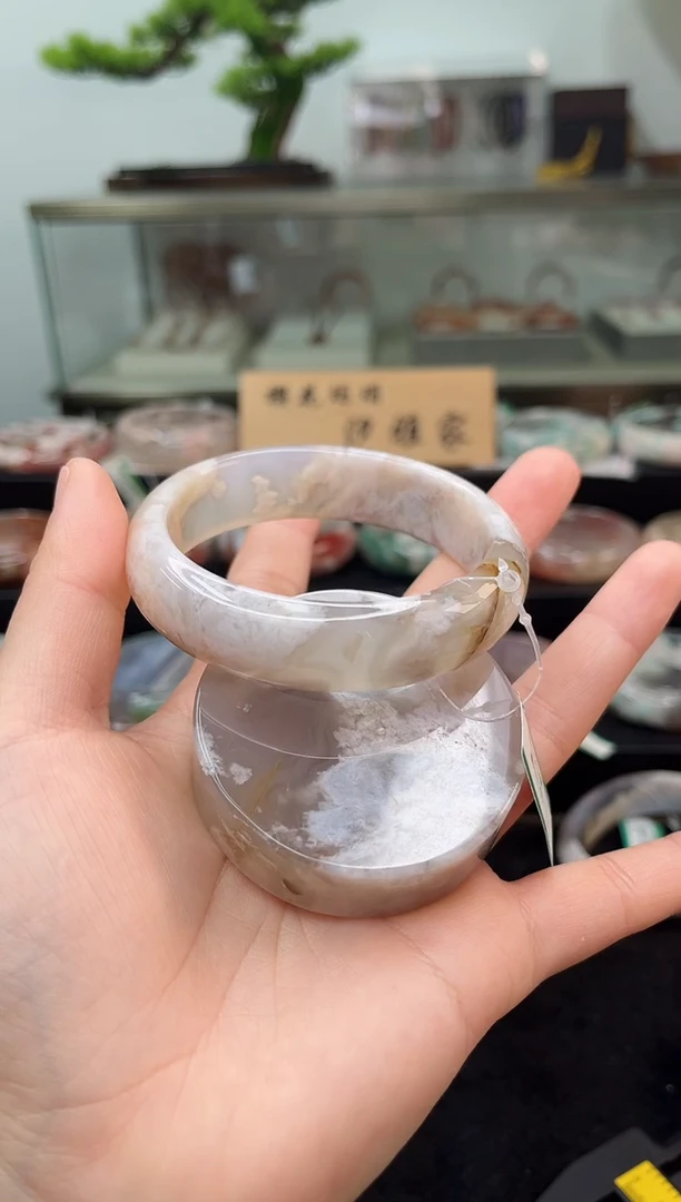 未镶嵌手镯石英质玉60圈口（赠品镯心）1975501
