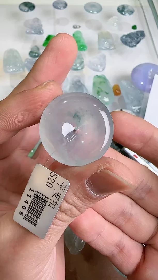 【闪购商品】翡翠吊坠(不含链)未镶嵌··