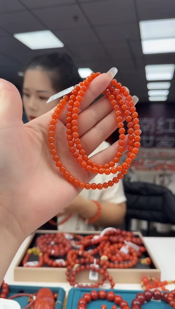 未镶嵌珠串南红玛瑙多样发其一/5/810635