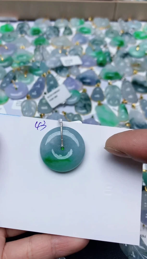 【闪购商品】翡翠颈饰18K金镶嵌天然翡翠A货   43