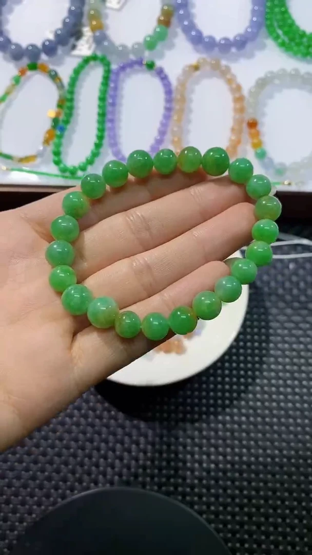 散珠翡翠卡8-9黄加绿手串