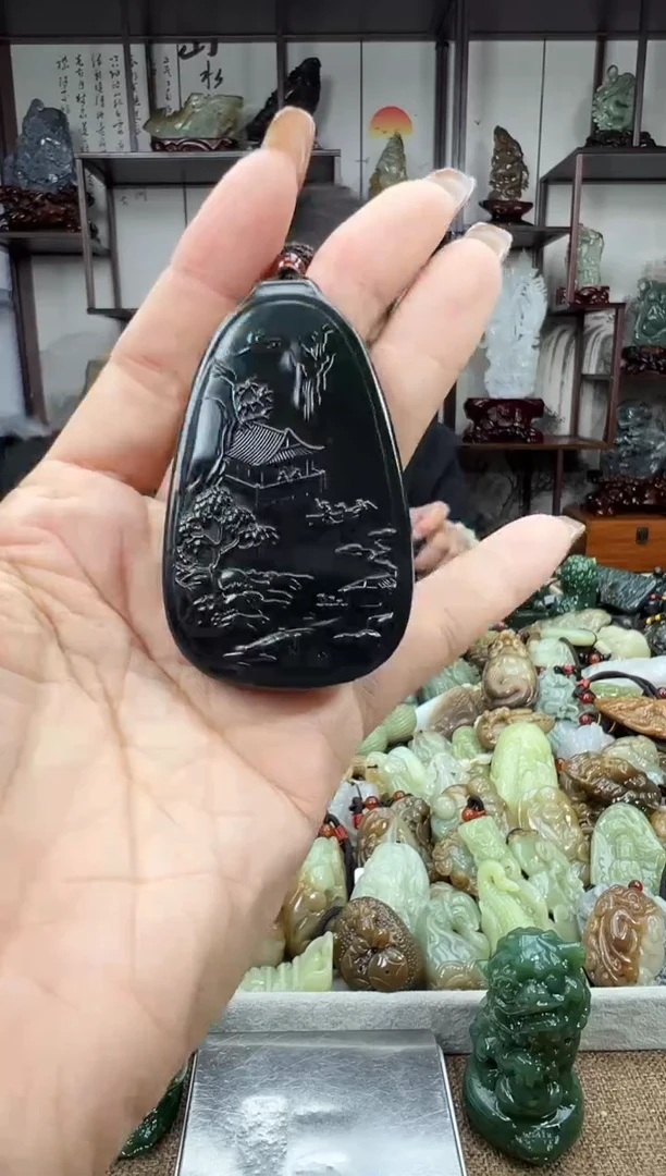 未镶嵌和田玉把件1