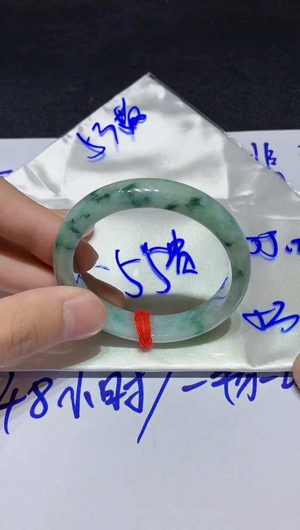 未镶嵌手镯翡翠翡翠手镯