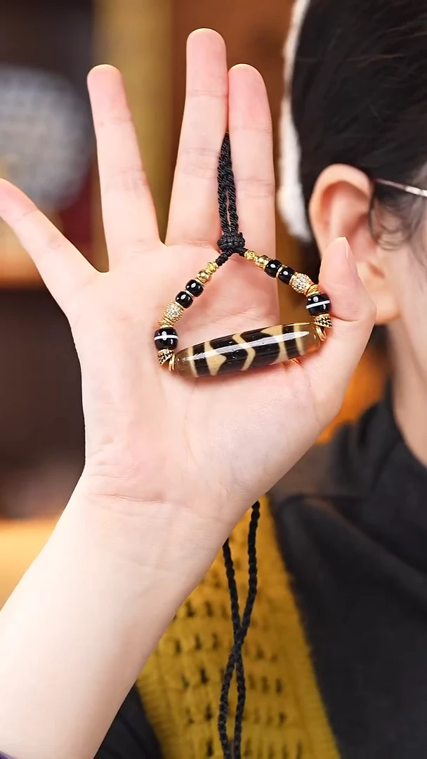 玛瑙/玉髓（覆膜）颈饰未镶嵌牙牙锁骨链