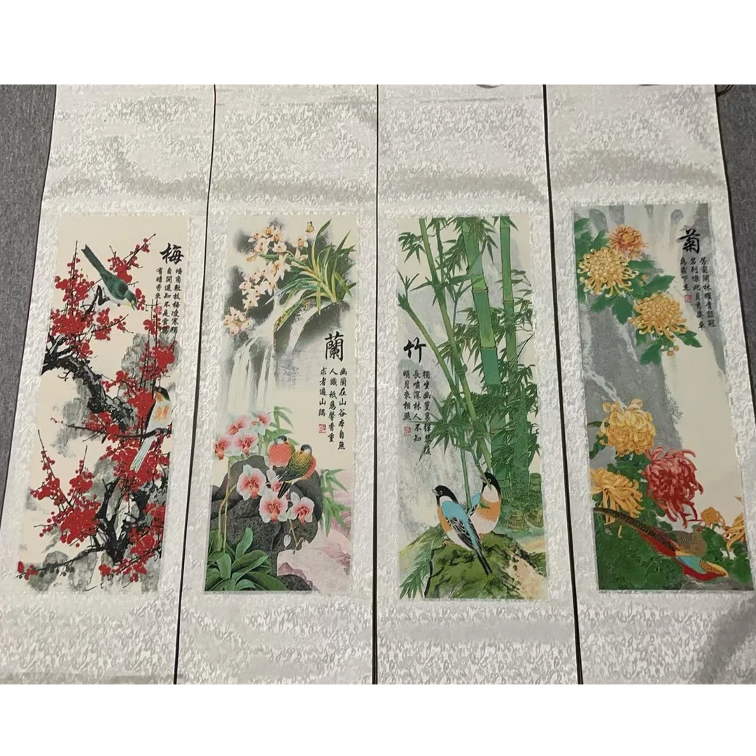 梅兰竹菊刺绣带轴装裱