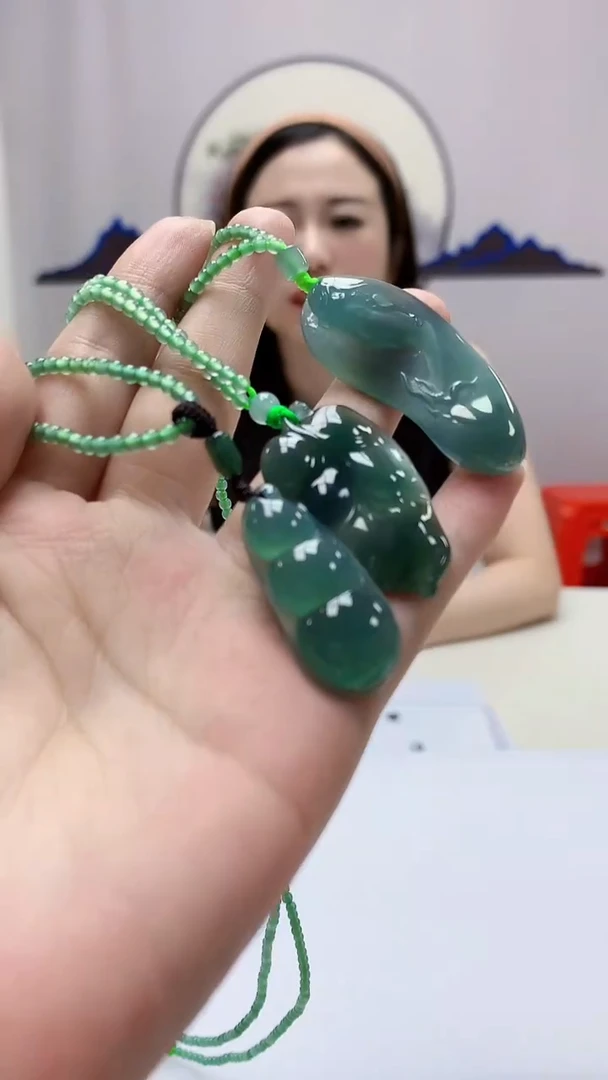 定制翡翠未镶嵌4852ms-毛货136豆子叶子观音赠珠链