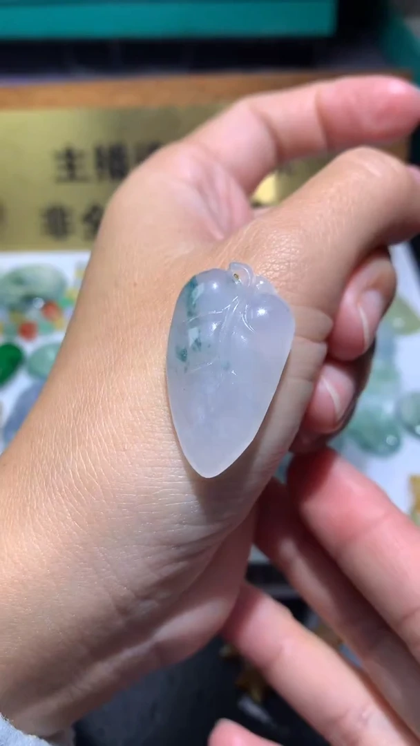未镶嵌定制翡翠毛货