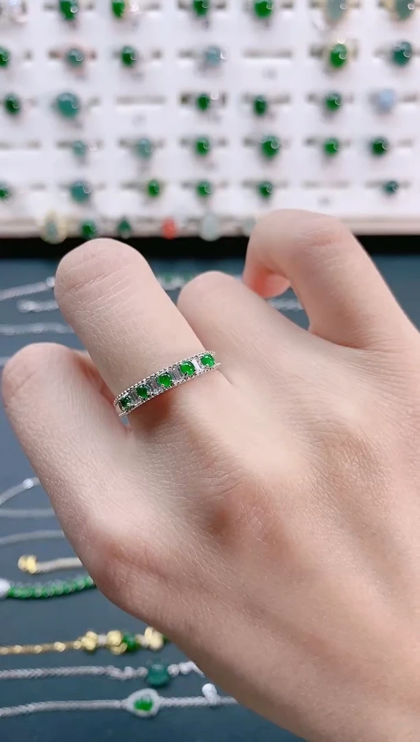 【闪购商品】翡翠戒指银S925镶嵌天然翡翠