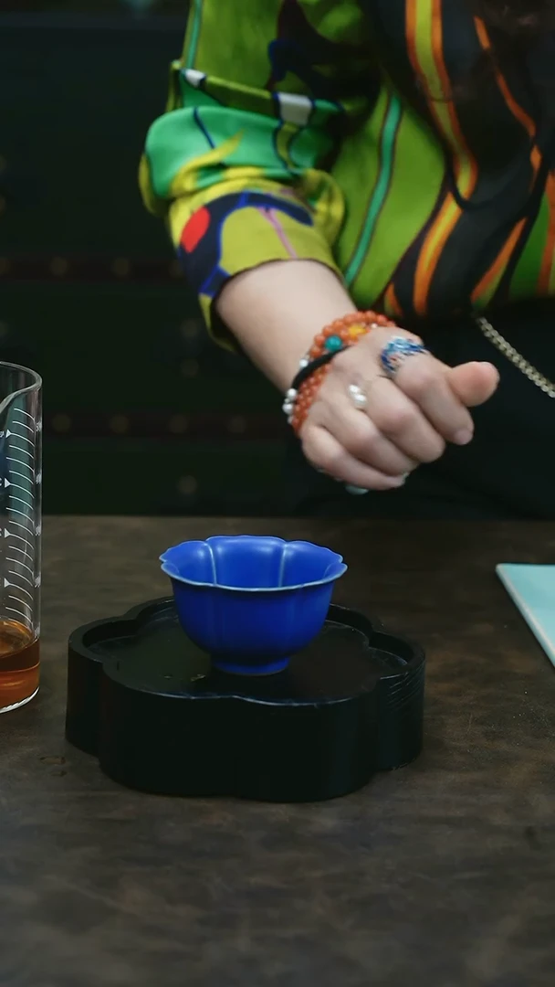 【闪购商品】W宝丰宋官窑原产地钧瓷花口杯（送1霞品）