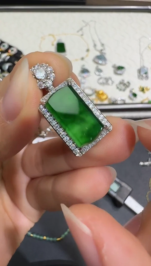 翡翠银S925镶嵌颈饰X0628-1822-334