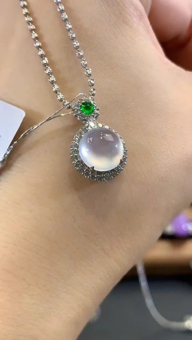 吊坠(不含链)18K金镶嵌翡翠C40