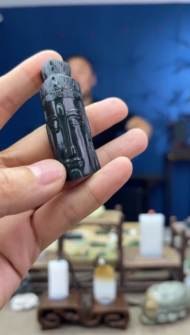 和田玉未镶嵌颈饰1