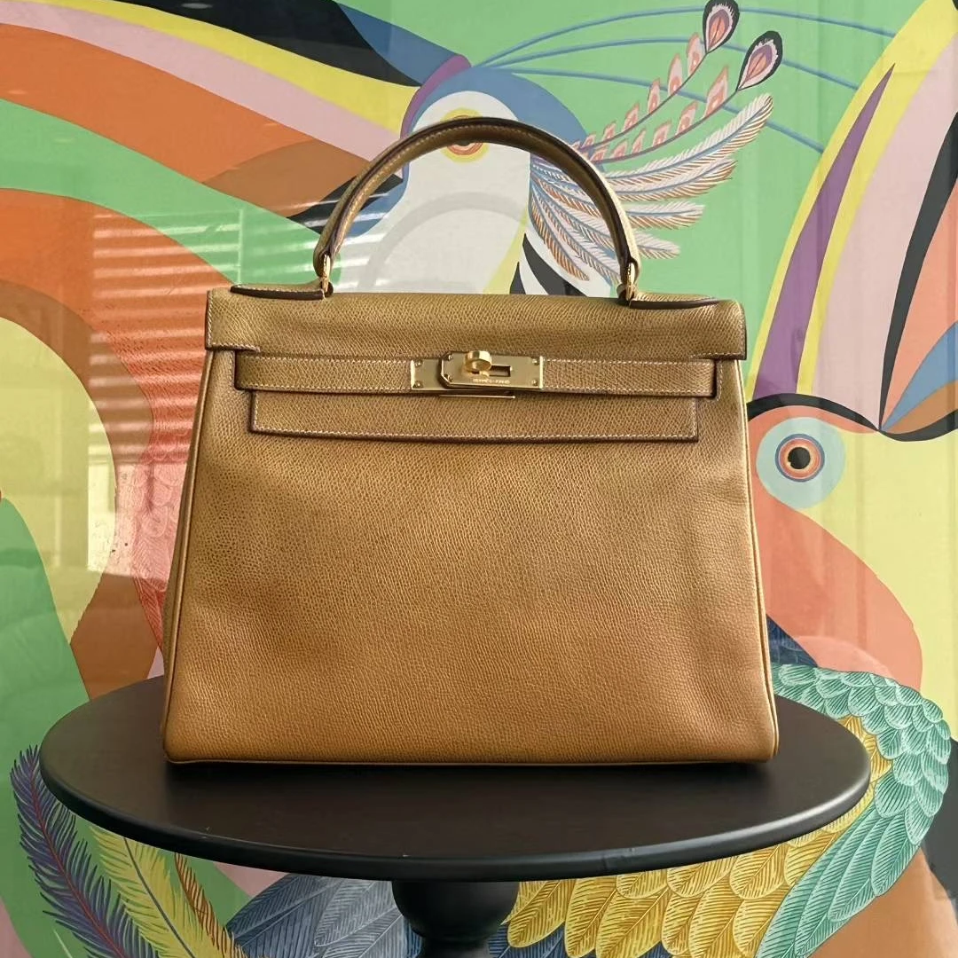 99新 Hermes/爱马仕 kelly28 赭石色 金扣 E皮 圈I