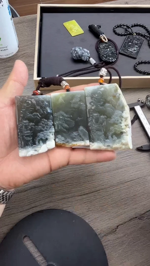 蛇纹石玉未镶嵌岫玉岫玉山水牌