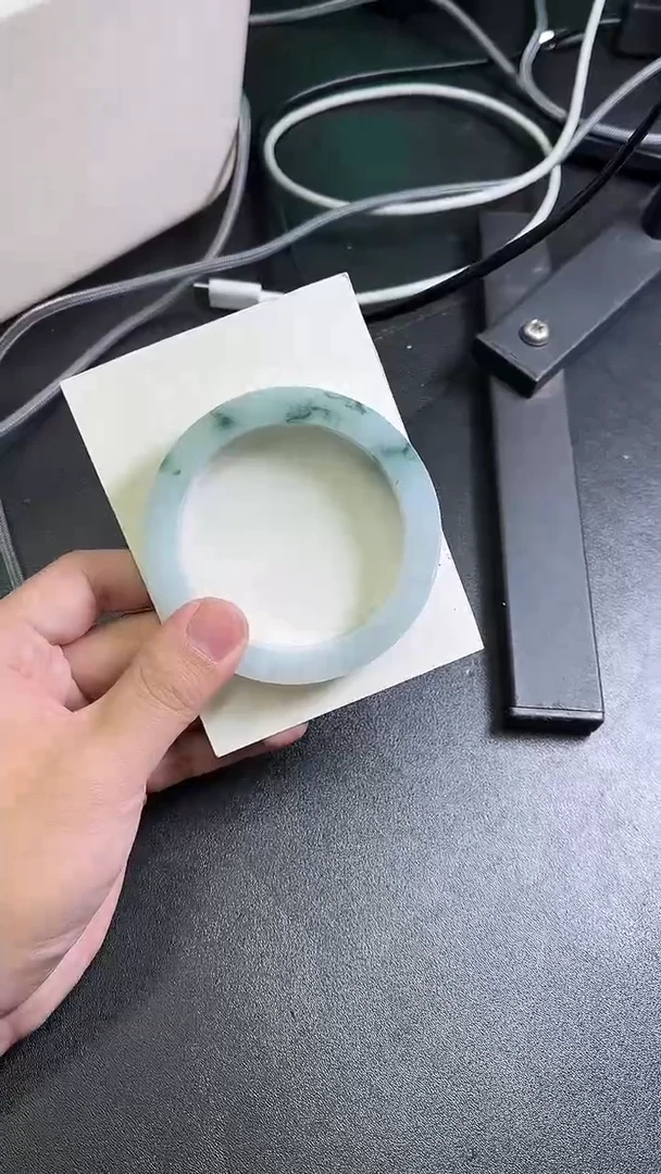 未镶嵌手镯定制翡翠阳***姑定制