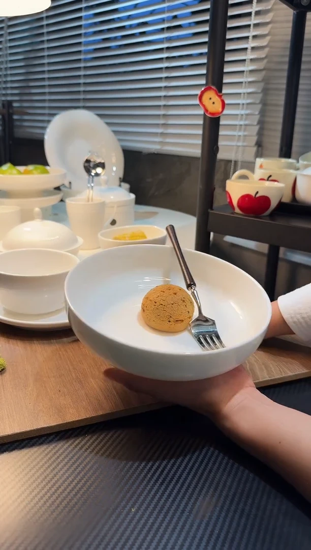 白瓷8英寸钵子MC地标不带勺叉