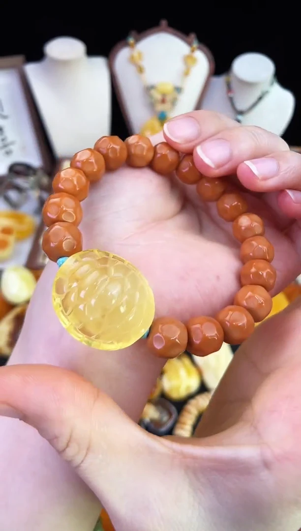 琥珀未镶嵌珠宝奇石柒月