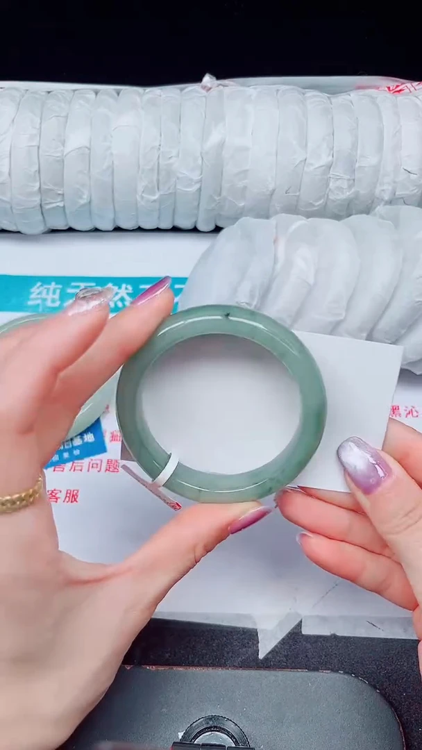 未镶嵌手镯石英质玉392-52/53