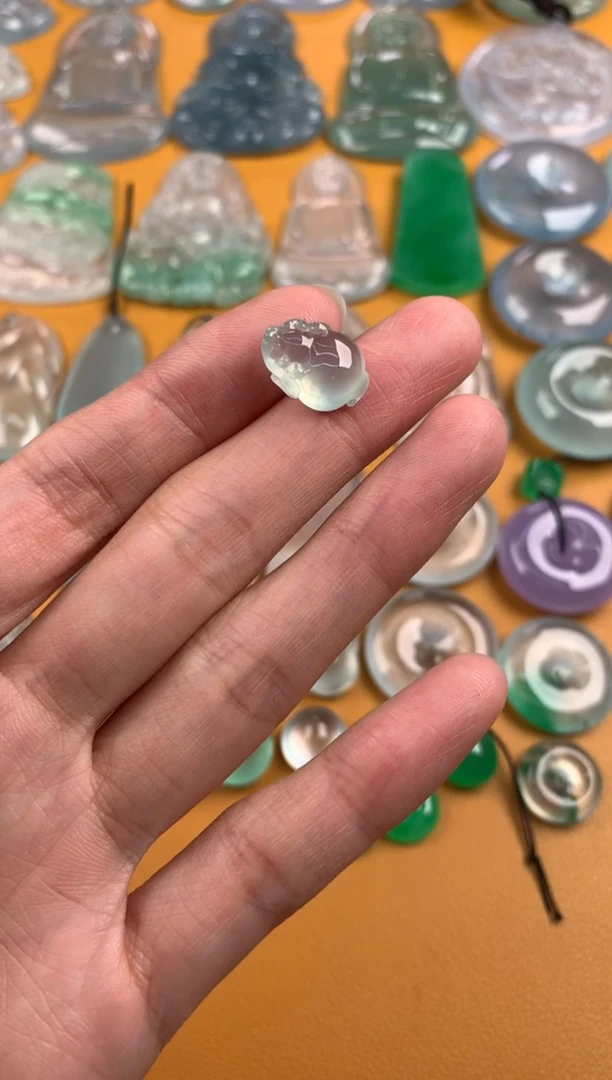 颈饰未镶嵌翡翠13.8-9.7-5.9