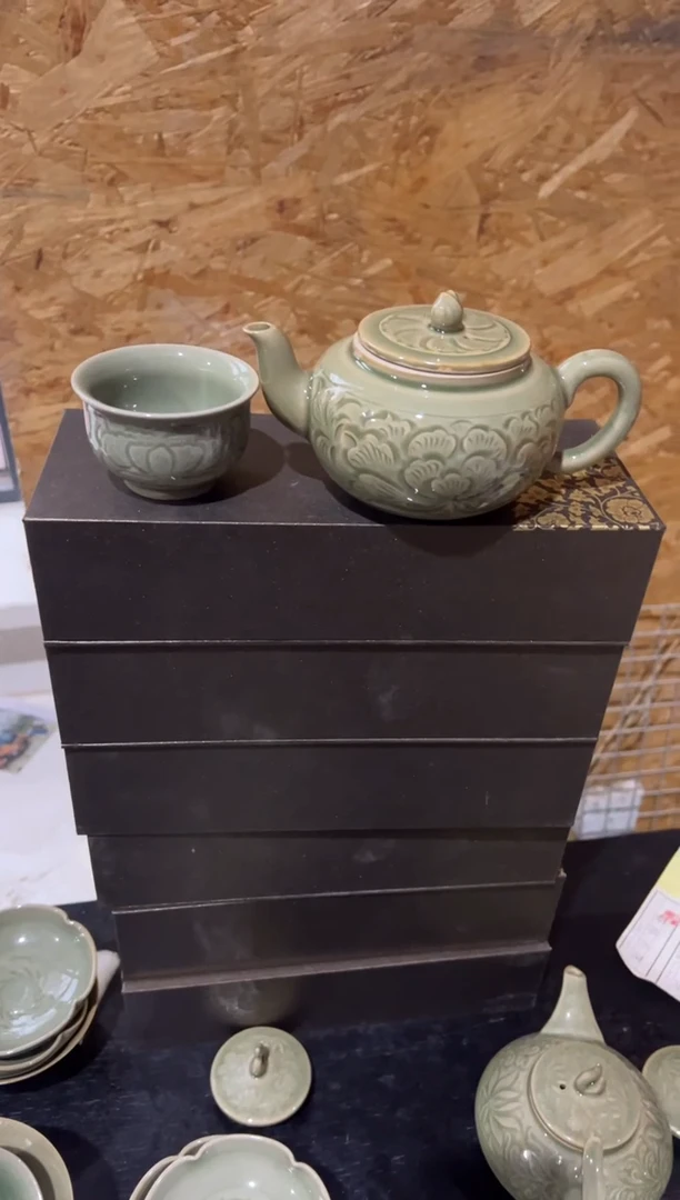 瓶*盖耀州窑牡丹扁圆壶+牡丹小杯